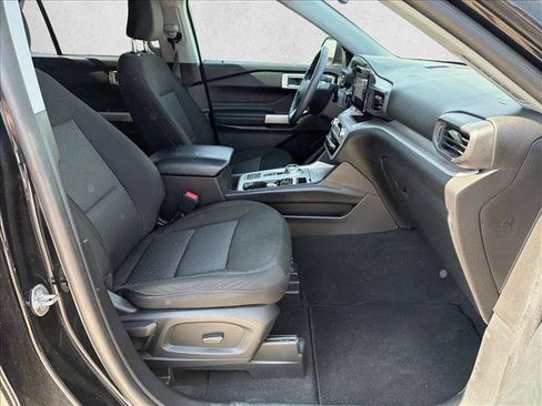 Used 2023 Ford Explorer XLT RWD image 24
