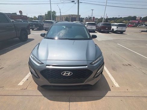 Used 2020 Hyundai Kona SEL AWD/4WD image 3