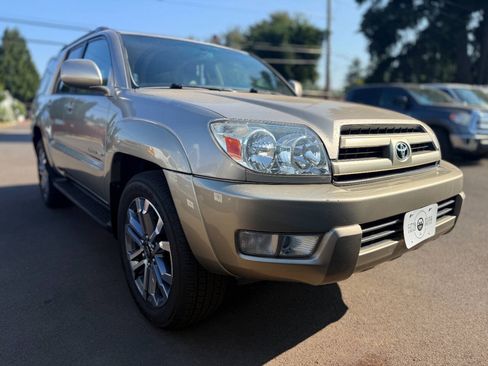 Used 2005 Toyota 4Runner Limited AWD/4WD image 7