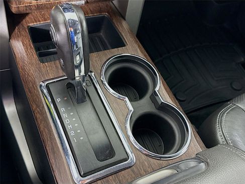 Used 2013 Ford F150 Lariat w/ Lariat Chrome Pkg image 10