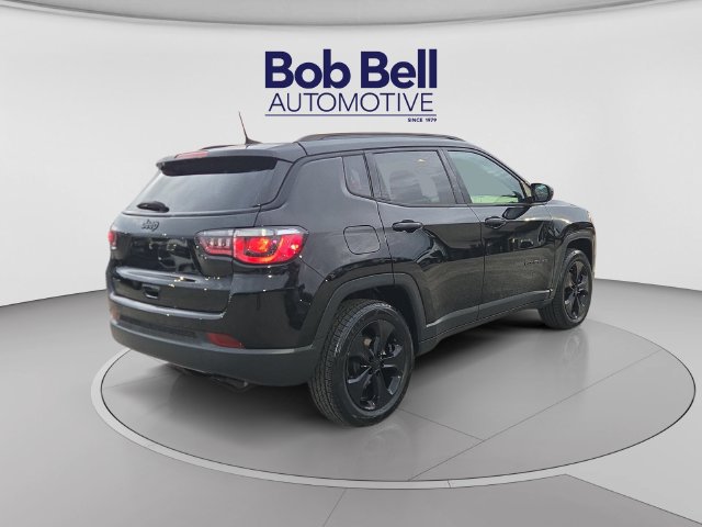 Used 2021 Jeep Compass Latitude w/ Sun and Sound Group AWD/4WD image 5