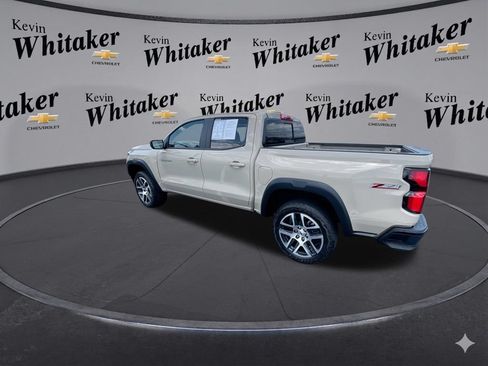 Used 2024 Chevrolet Colorado Z71 w/ Advanced Trailering Package AWD/4WD image 7