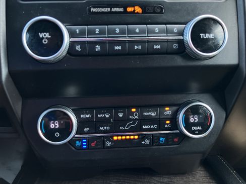 Certified 2021 Ford Expedition Max Limited AWD/4WD image 21