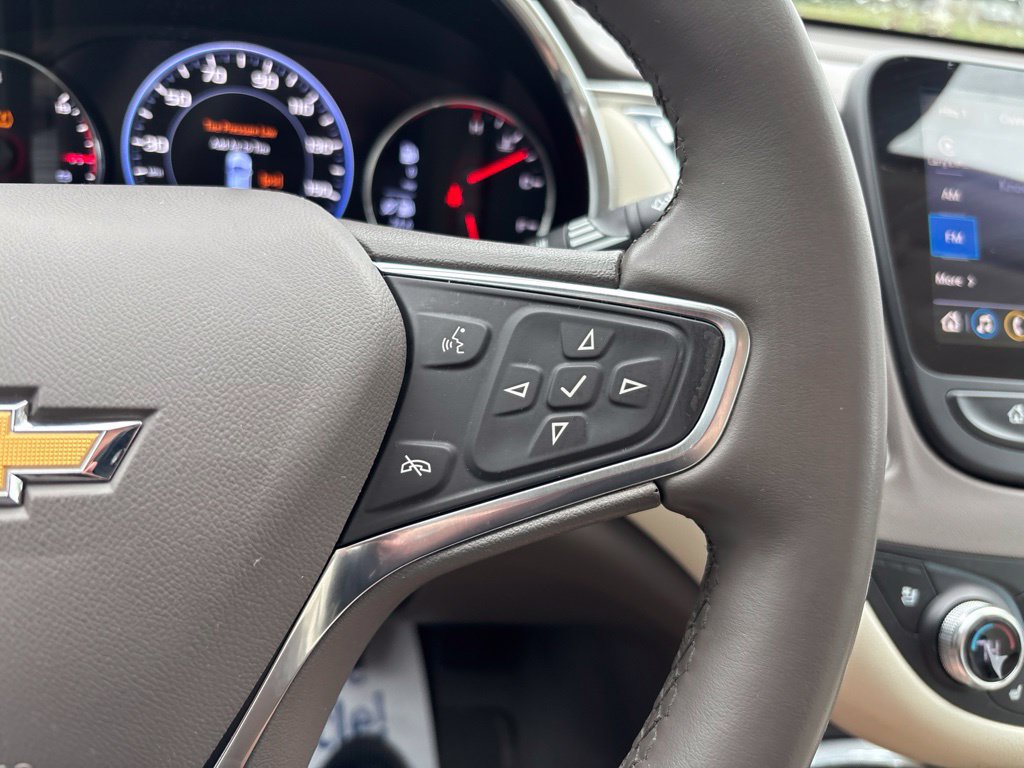 Used 2024 Chevrolet Malibu LT FWD image 38