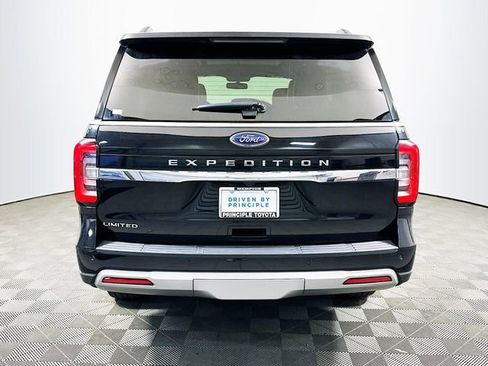 Used 2024 Ford Expedition Limited image 7