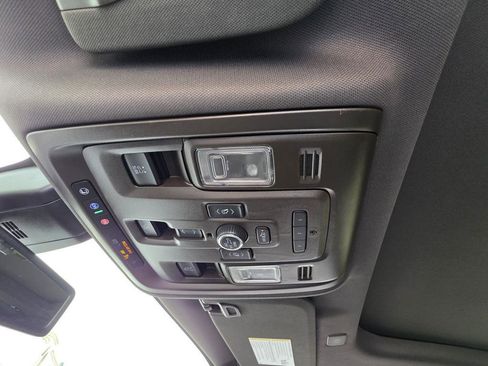 Used 2021 GMC Yukon XL Denali RWD image 43