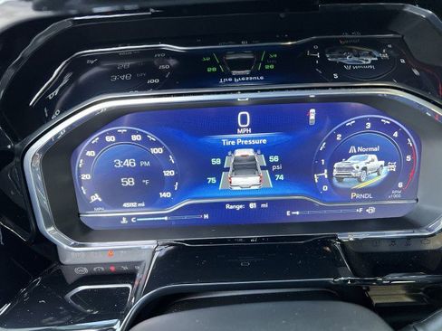 Used 2024 Chevrolet Silverado 3500 LT w/ Convenience Package image 12