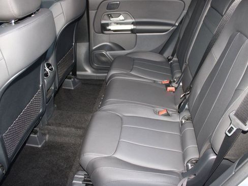 Used 2026 Mercedes-Benz GLB 250 image 26