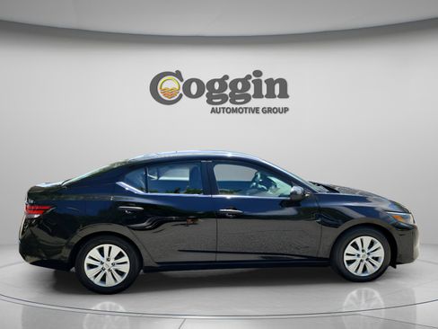 Used 2024 Nissan Sentra S FWD image 4