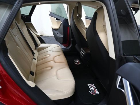 Used 2017 Tesla Model S 90D image 23