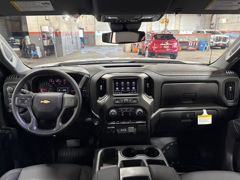 Used 2025 Chevrolet Silverado 1500 W/T w/ WT Value Package image 19