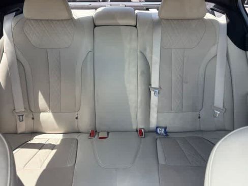 Used 2017 BMW 740i RWD image 25