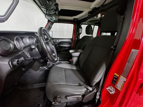 Used 2020 Jeep Wrangler Unlimited Sport image 13