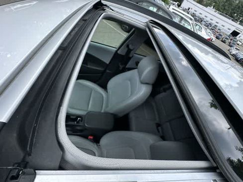 Used 2020 Hyundai Kona Ultimate AWD/4WD image 6
