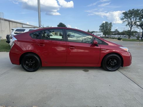 Used 2013 Toyota Prius Four FWD image 8