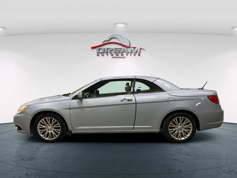 Used 2013 Chrysler 200 Limited FWD image 16