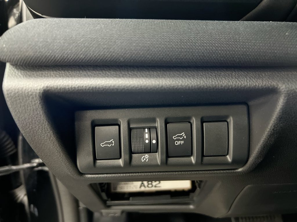 Used 2023 Subaru Outback Premium AWD/4WD image 18