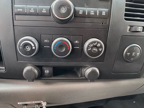 Used 2013 Chevrolet Silverado 3500 W/T RWD image 19