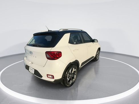 New 2026 Hyundai Venue SEL image 8