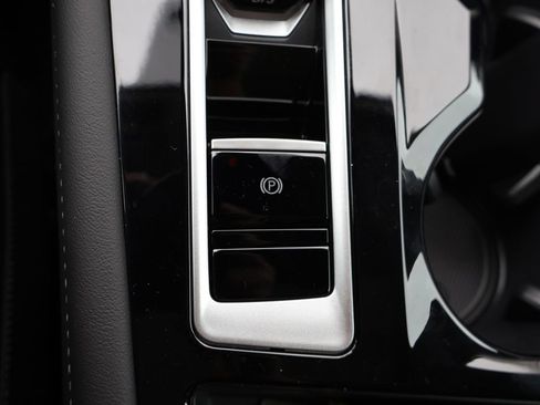 New 2026 Volkswagen Atlas SEL Premium R-Line AWD/4WD image 15