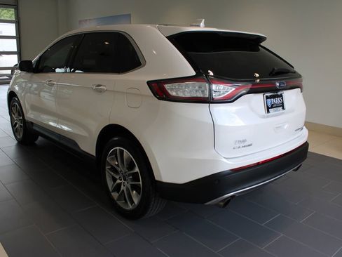 Used 2016 Ford Edge Titanium w/ Equipment Group 301A AWD/4WD image 35