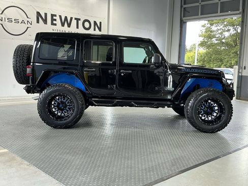 Used 2021 Jeep Wrangler Unlimited Rubicon 4xe w/ Cold Weather Group image 75