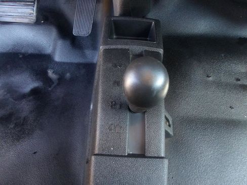 Used 2011 Chevrolet Silverado 1500 W/T image 24