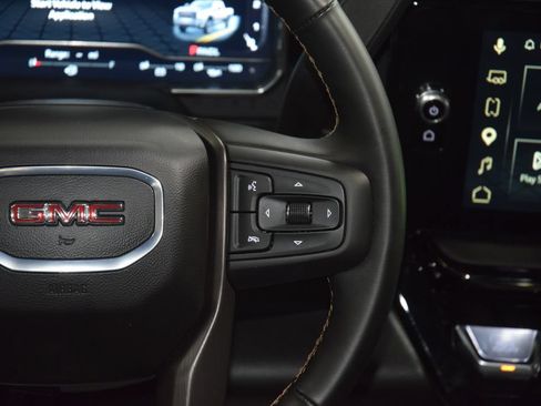 Used 2025 GMC Sierra 2500 AT4 w/ AT4 Premium Plus Package AWD/4WD image 39