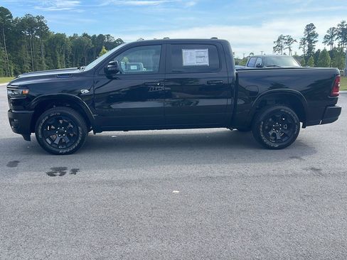 New 2026 RAM 1500 Big Horn AWD/4WD image 4