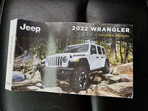 Used 2022 Jeep Wrangler Unlimited Sahara w/ Cold Weather Group image 46
