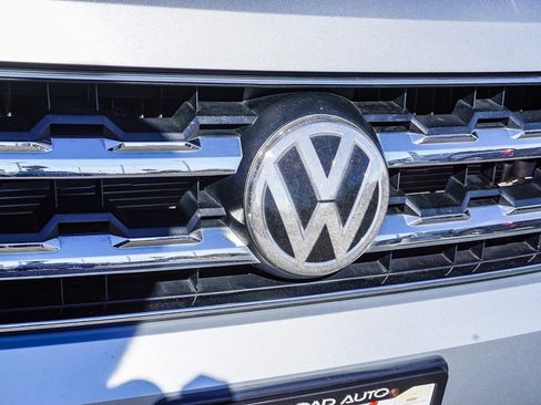 Used 2018 Volkswagen Atlas SE image 12