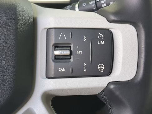 Used 2025 Land Rover Defender 110 S AWD/4WD image 27