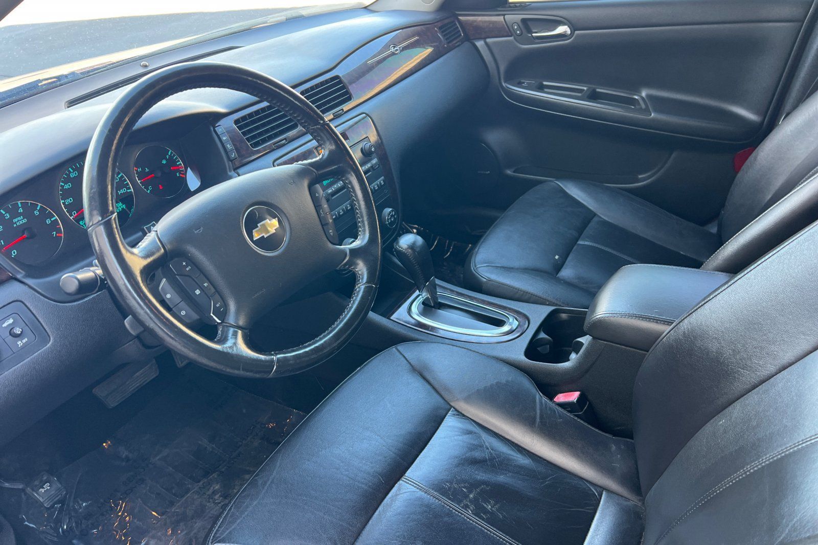 Used 2014 Chevrolet Impala LTZ FWD image 4