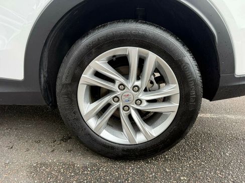 Used 2025 Buick Envista Preferred image 9