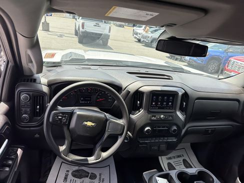 Used 2025 Chevrolet Silverado 2500 W/T w/ WT Convenience Package AWD/4WD image 14