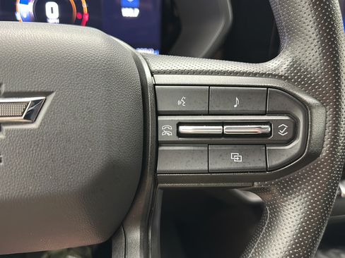 Used 2024 Chevrolet Colorado Trail Boss w/ Technology Package AWD/4WD image 21