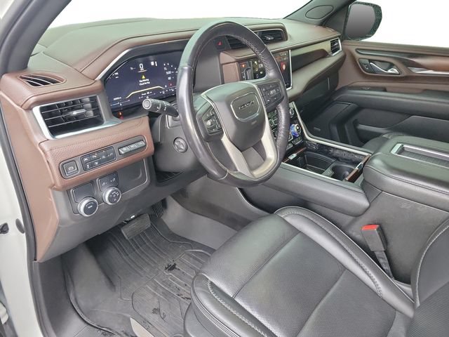 Used 2022 GMC Yukon XL Denali RWD image 10