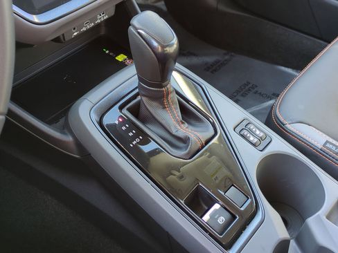 Certified 2025 Subaru Crosstrek 2.5i Limited w/ Crosstrek Mirror Package image 14