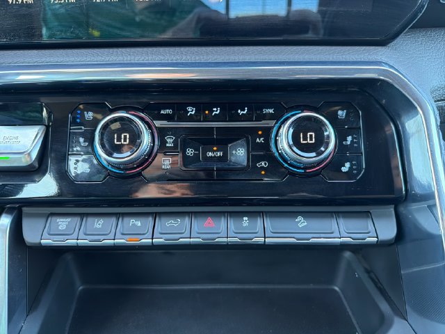 Used 2024 GMC Sierra 2500 Denali AWD/4WD image 25
