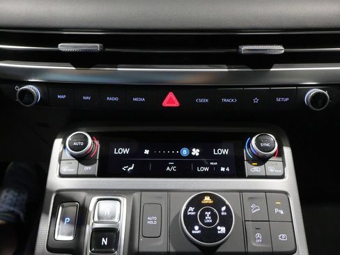 Used 2024 Hyundai Palisade Calligraphy AWD/4WD image 36