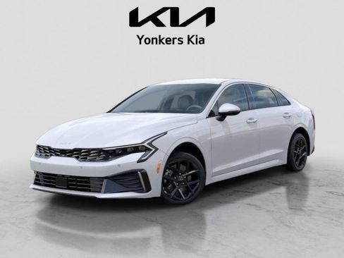 Used 2026 Kia K5 LXS FWD image 1