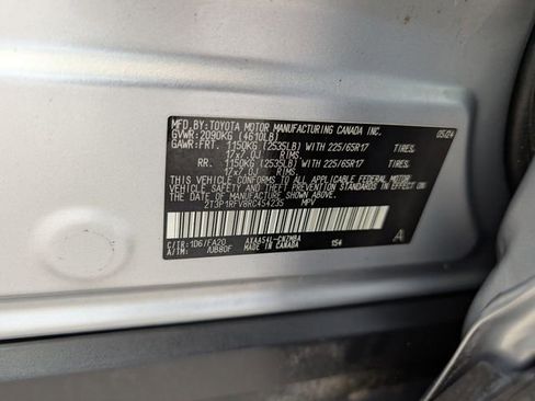 Used 2024 Toyota RAV4 XLE w/ Convenience Package AWD/4WD image 38