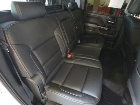 Used 2018 GMC Sierra 1500 SLT AWD/4WD image 17
