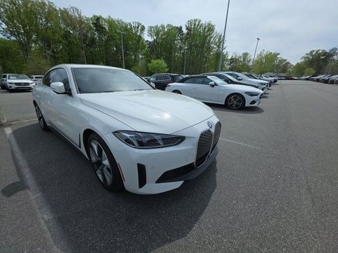 Used 2025 BMW i4 xDrive40i w/ M Sport Package image 4