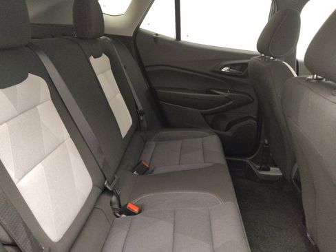 Used 2024 Chevrolet Trax LS FWD image 19