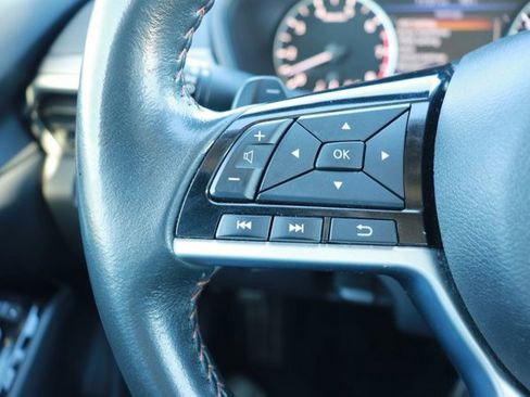 Used 2024 Nissan Altima 2.5 SR image 17