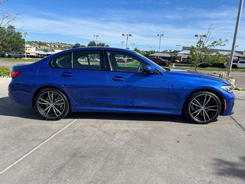 Used 2019 BMW 330i xDrive Sedan w/ M Sport Package AWD/4WD image 10