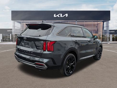 Certified 2021 Kia Sorento SX FWD image 4