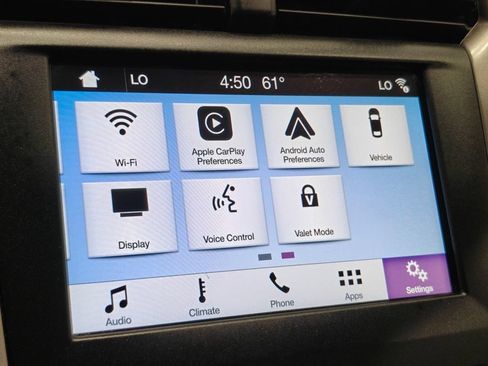 Used 2017 Ford Fusion SE w/ Fusion SE Technology Package FWD image 36