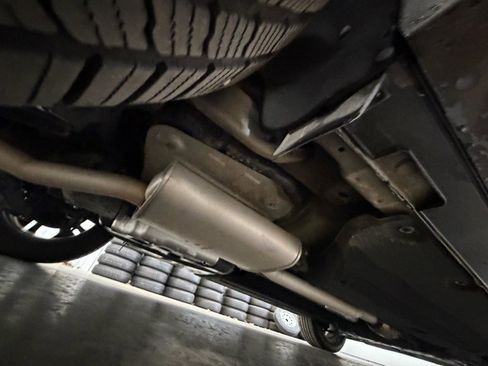 Used 2019 Hyundai Santa Fe Limited image 6